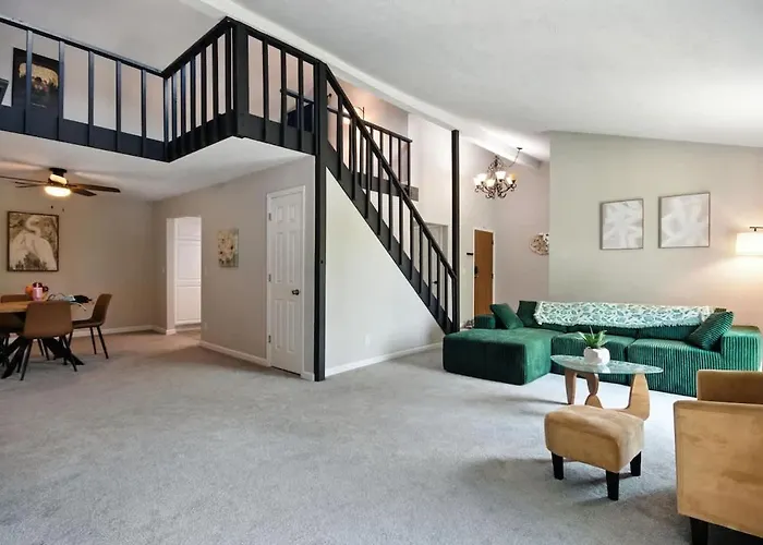 Apartment Stylish 2br Loft Near Isu Hospitals & Downtown