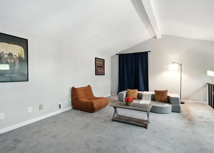 Apartment Stylish 2br Loft Near Isu Hospitals & Downtown